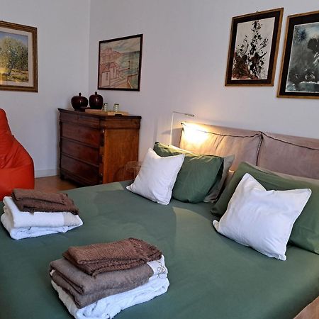 Casa Mari - Free Secure Parking, Breakfast, Private Bathroom, Wifi, Garden, Aircon, 3 Min Walk To Metro And Train Station Milan Exterior photo