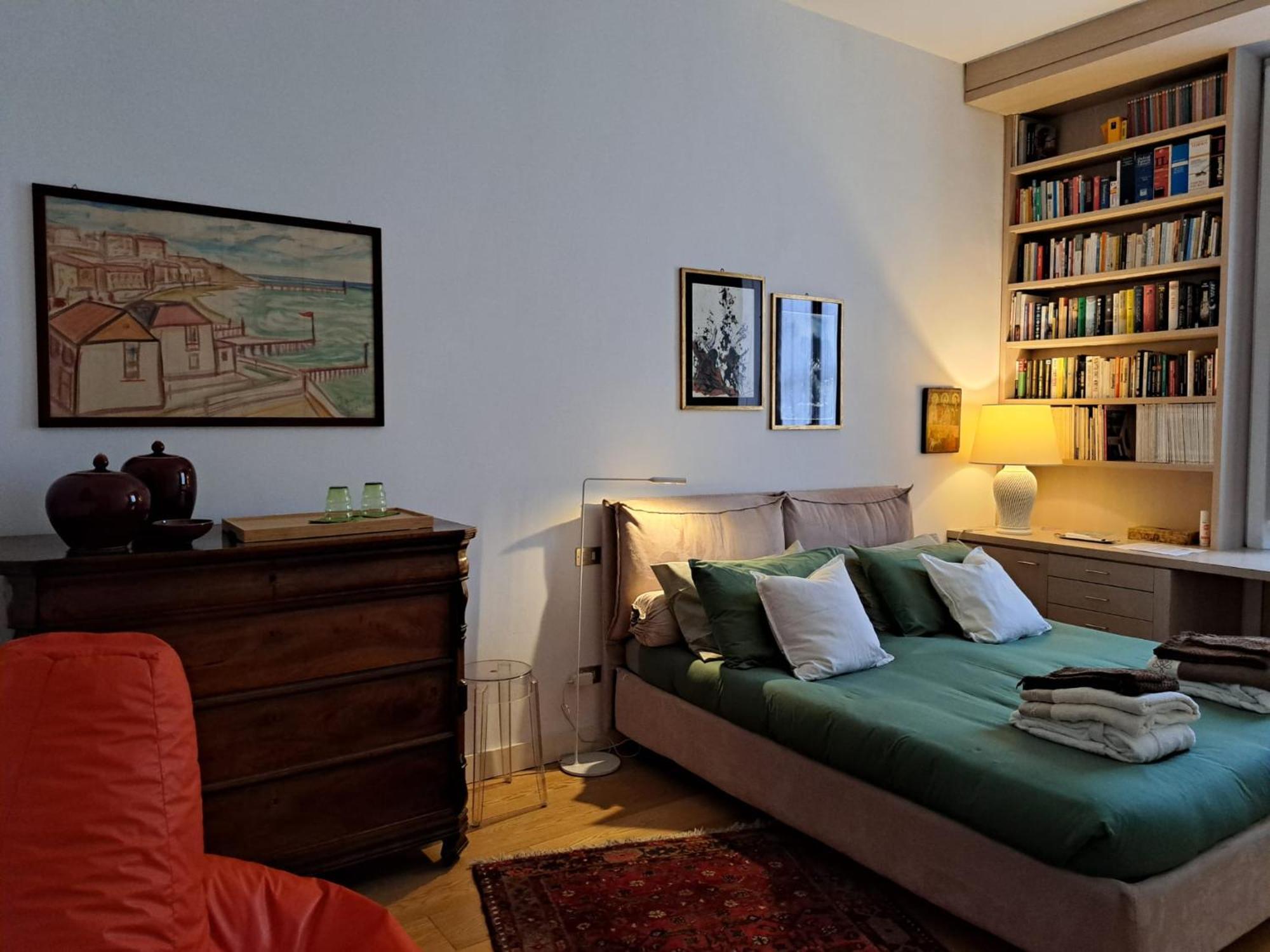Casa Mari - Free Secure Parking, Breakfast, Private Bathroom, Wifi, Garden, Aircon, 3 Min Walk To Metro And Train Station Milan Exterior photo
